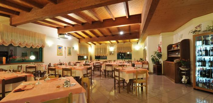 Hotel Torre Сондало Екстериор снимка